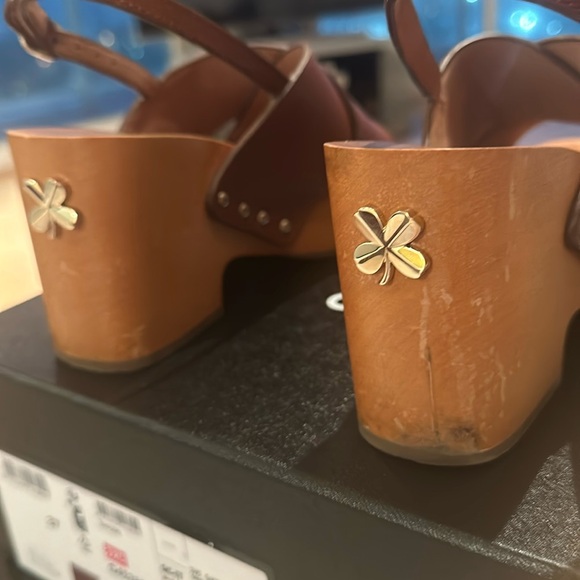 CHANEL dark brown/rust colored sandals 2024 cruise collection size 7 - Picture 5 of 6